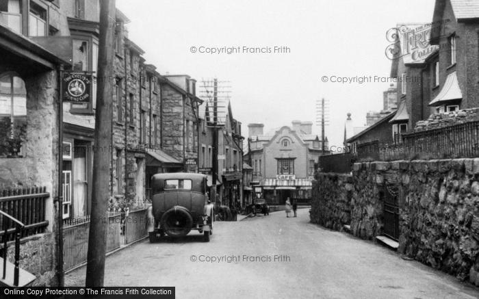 Photo of Harlech, High Street 1930