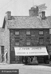 Ivor Jones' Grocery Shop 1921, Harlech