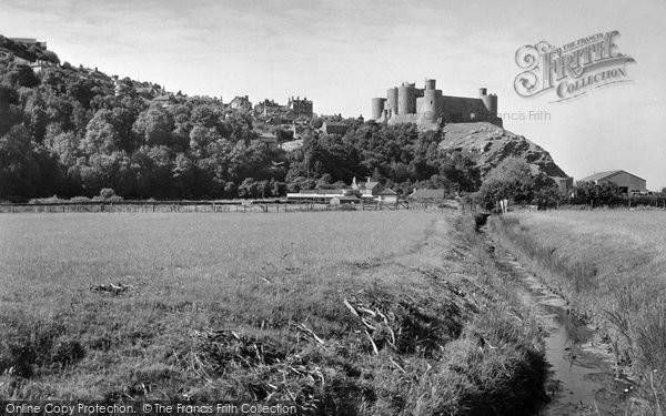 Photo of Harlech, The Castle c.1959