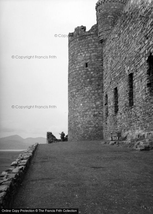 Photo of Harlech, The Castle Walls 1952