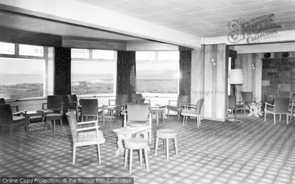 Photo of Harlech, The Cocktail Lounge, St David's Hotel c.1960