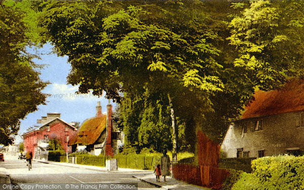 Photo of Harlow, High Street, Thatched Cottages c.1955