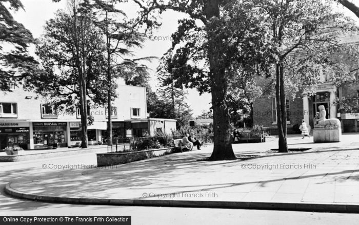 Photo of Harlow, Moot House And The Stow c.1960