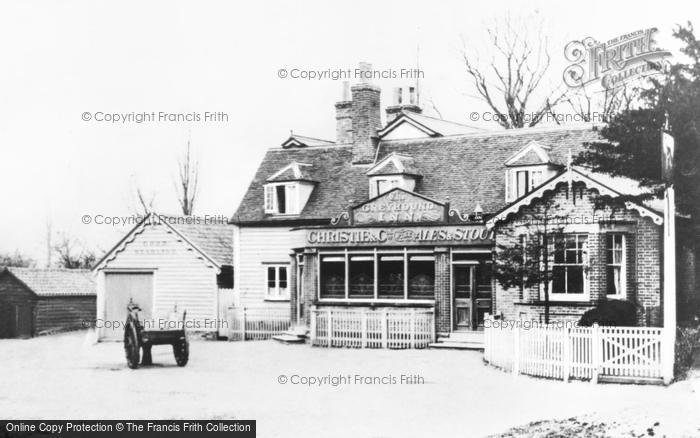 Photo of Harlow, The Greyhound Inn, Netteswell Cross c.1905