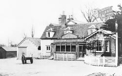 The Greyhound Inn, Netteswell Cross c.1905, Harlow