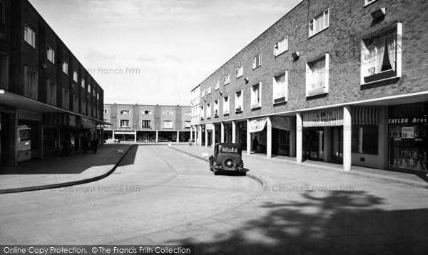 Photo of Harlow, The Stow c.1955