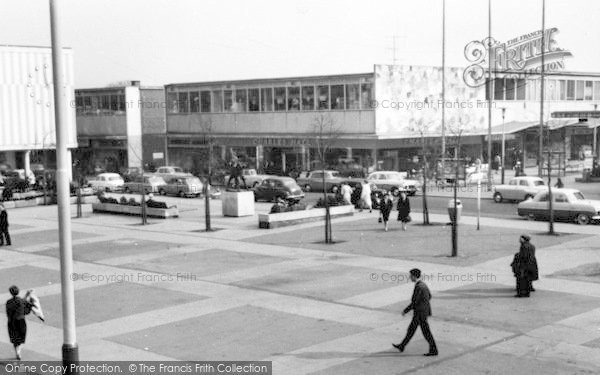 Photo of Harlow, Town Square c.1960