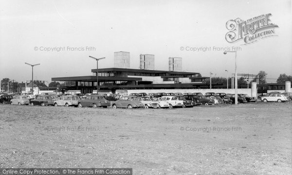 Photo of Harlow, Town Station c.1960