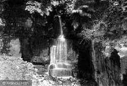 Harmby Waterfall 1893, Harmby