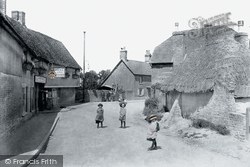 The Village 1906, Harnham