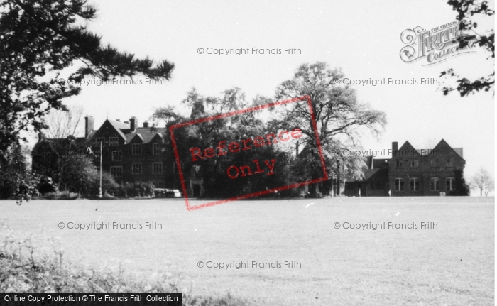 Photo of Harpenden, St George's School c.1955