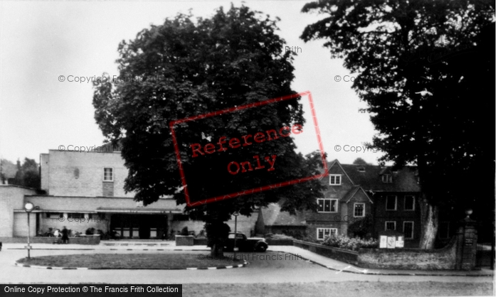 Photo of Harpenden, The Municipal Offices c.1945