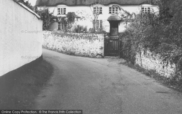 Photo of Harpford, Podbury's Cottage c.1960
