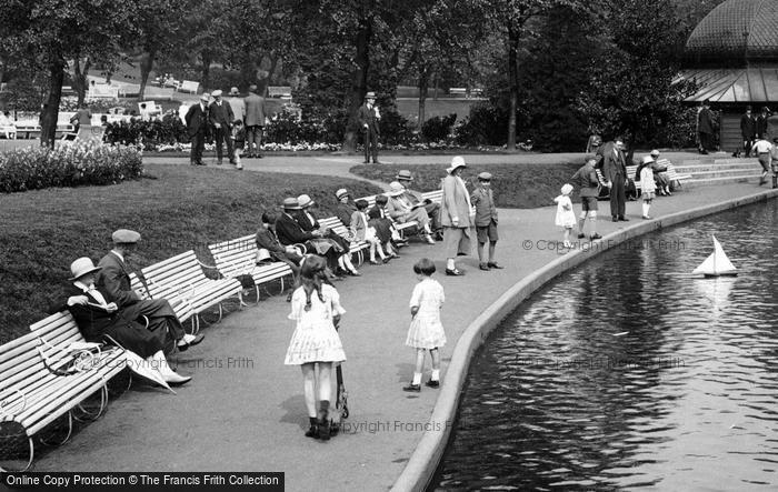 Photo of Harrogate, Children's Pool, Valley Gardens 1925