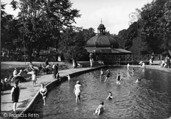 Children's Pool, Valley Gardens c.1935, Harrogate