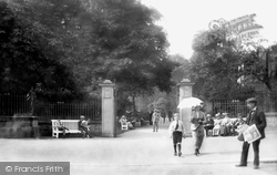 Entrance To Valley Gardens 1914, Harrogate