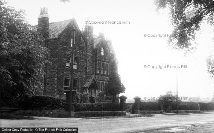Photo of Harrogate, Heatherdene Convalescent Home c.1960