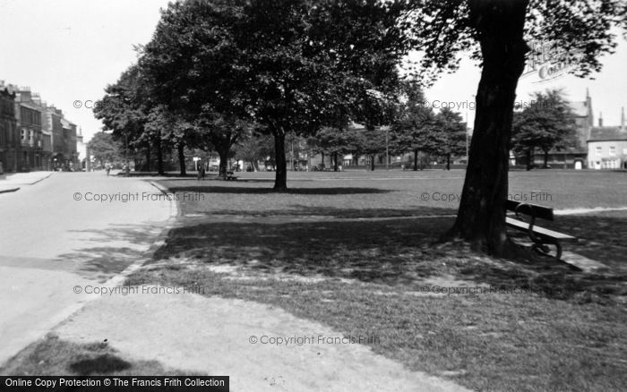 Photo of Harrogate, Regent Parade 1938