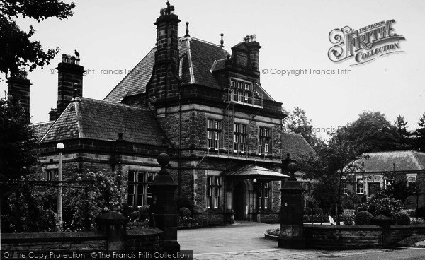 Photo of Harrogate, Royal Bath Hospital c.1960