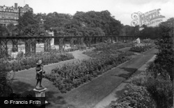 Royal Hall Gardens 1925, Harrogate