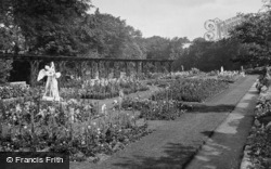 Royal Hall Gardens 1925, Harrogate