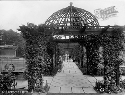 Royal Hall Gardens 1928, Harrogate