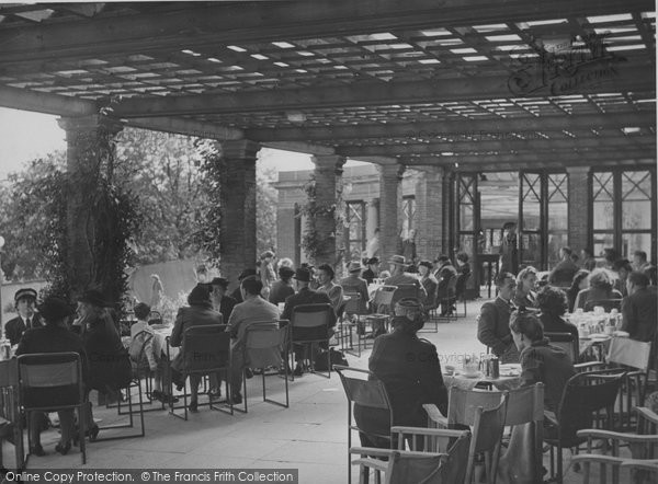 Photo of Harrogate, Sun Colonnade, Valley Gardens c.1950