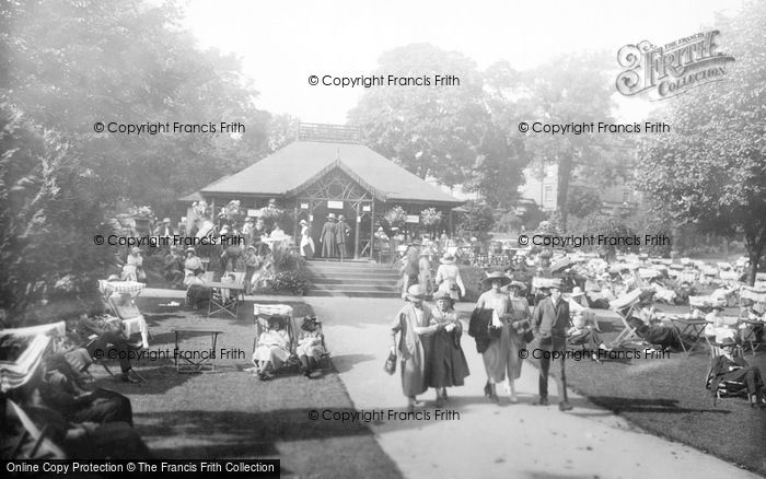 Photo of Harrogate, Tea House, Valley Gardens 1921