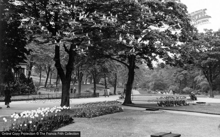 Photo of Harrogate, The Valley Gardens c.1950