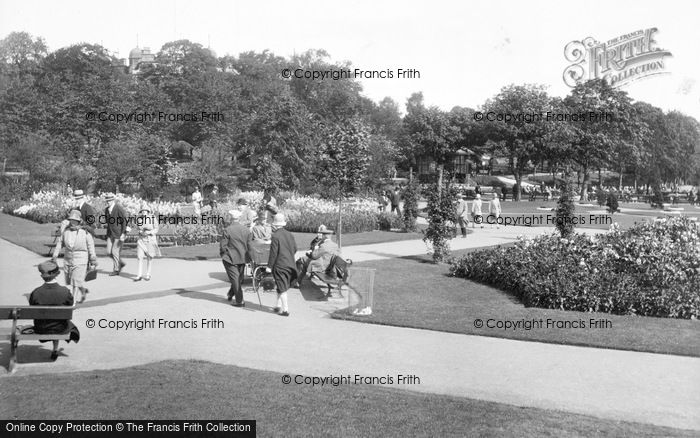 Photo of Harrogate, Valley Gardens 1928