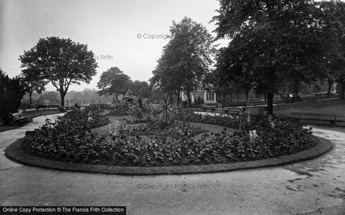 Photo of Harrogate, Valley Gardens 1934