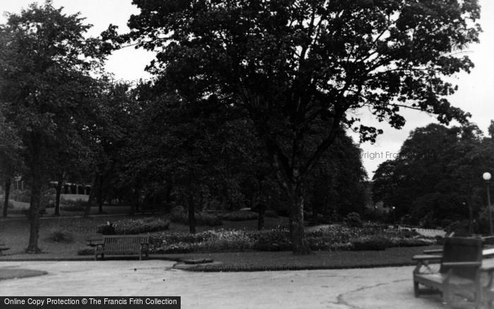 Photo of Harrogate, Valley Gardens c.1950