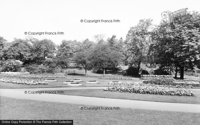 Photo of Harrogate, Valley Gardens c.1965