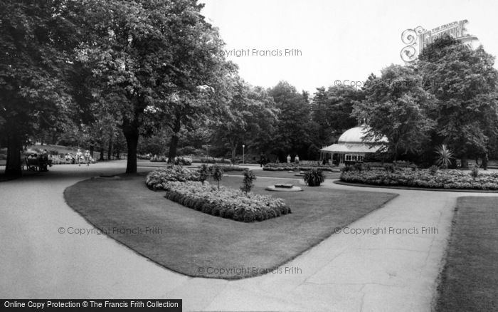 Photo of Harrogate, Valley Gardens c.1965