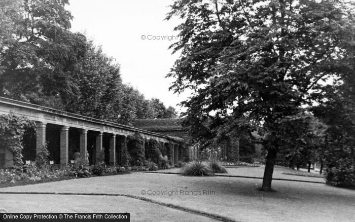 Photo of Harrogate, Valley Gardens, Sun Walk c.1950