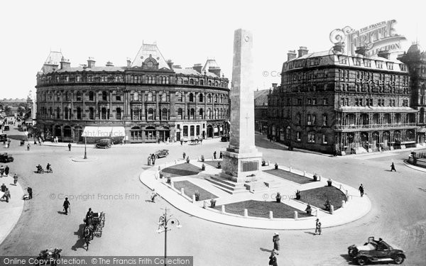 Photo of Harrogate, War Memorial 1924