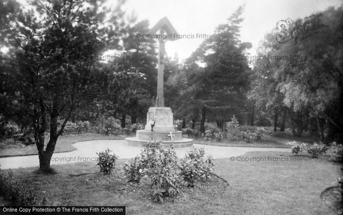 Photo of Harrogate, War Memorial 1924