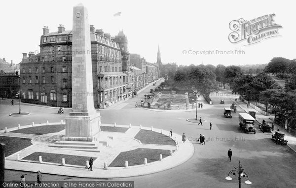 Photo of Harrogate, War Memorial And Prospect Place 1923