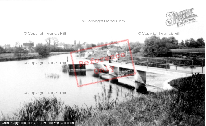 Photo of Harrold, The Weirs c.1960