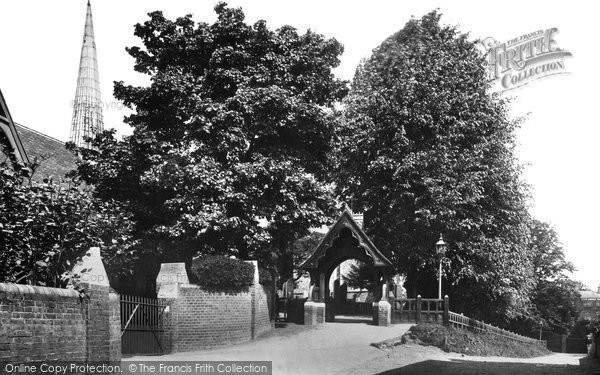 Photo of Harrow On The Hill, St Mary's Church And Lychgate 1906