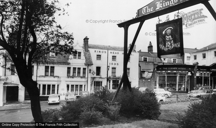 Photo of Harrow On The Hill, The King's Head Hotel c.1960