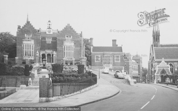 Photo of Harrow, School And Chapel c.1965