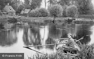 Boating On The River Ouse 1907, Hartford