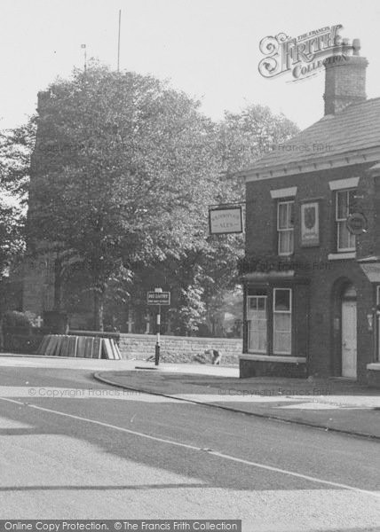 Photo of Hartford, Red Lion, Chester Road c.1950
