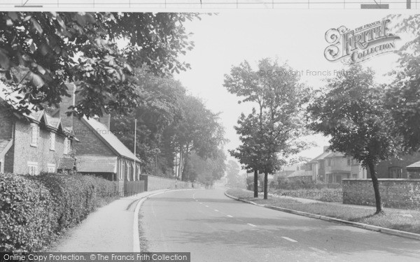 Photo of Hartford, School Lane c.1940