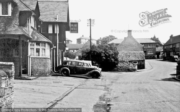 Photo of Harthill, Woodhall Lane c.1960