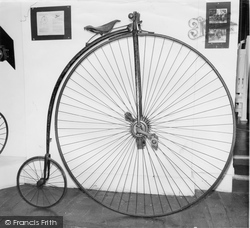 Penny-Farthing, Worcestershire County Museum c.1960, Hartlebury