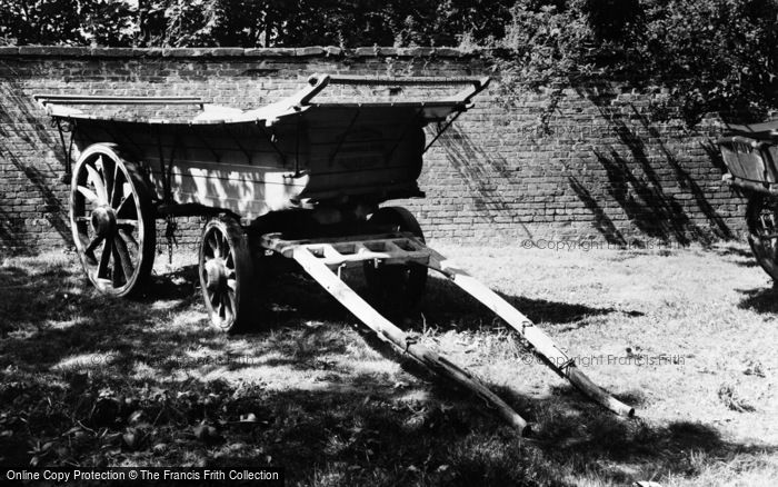 Photo of Hartlebury, Wagon, Worcester County Museum c.1960