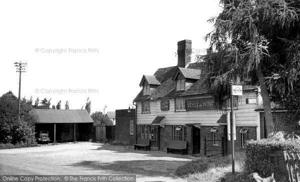 Photo of Hartley, The Black Lion c.1950