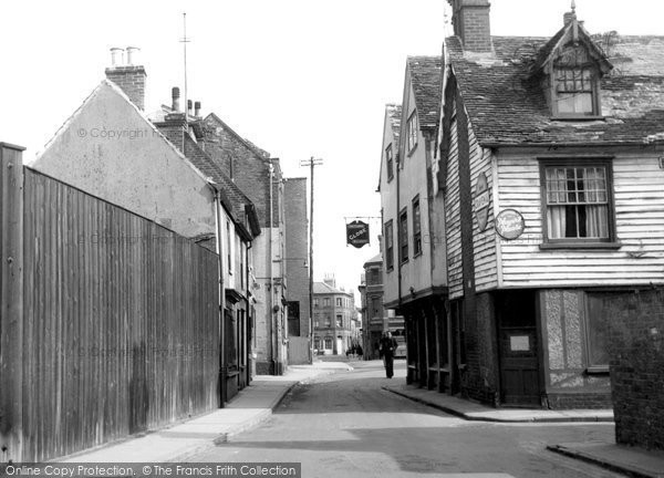 Photo of Harwich, King's Quay Street c.1950